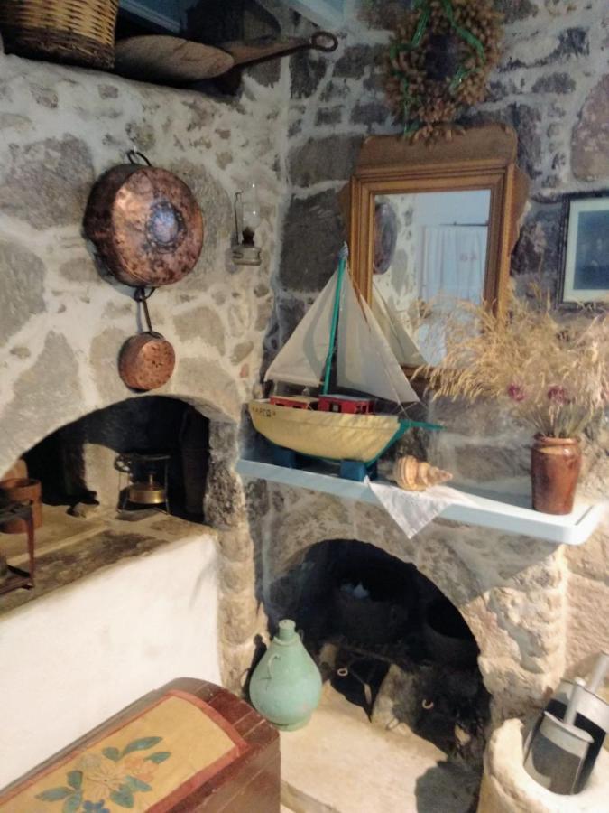 Old Traditional House Mandrákion 外观 照片